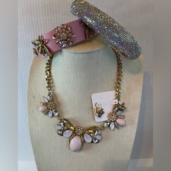 Bundle: 2 Fashionable Headbands, Earrings, Sparkly Statement Necklace - Picture 3 of 17